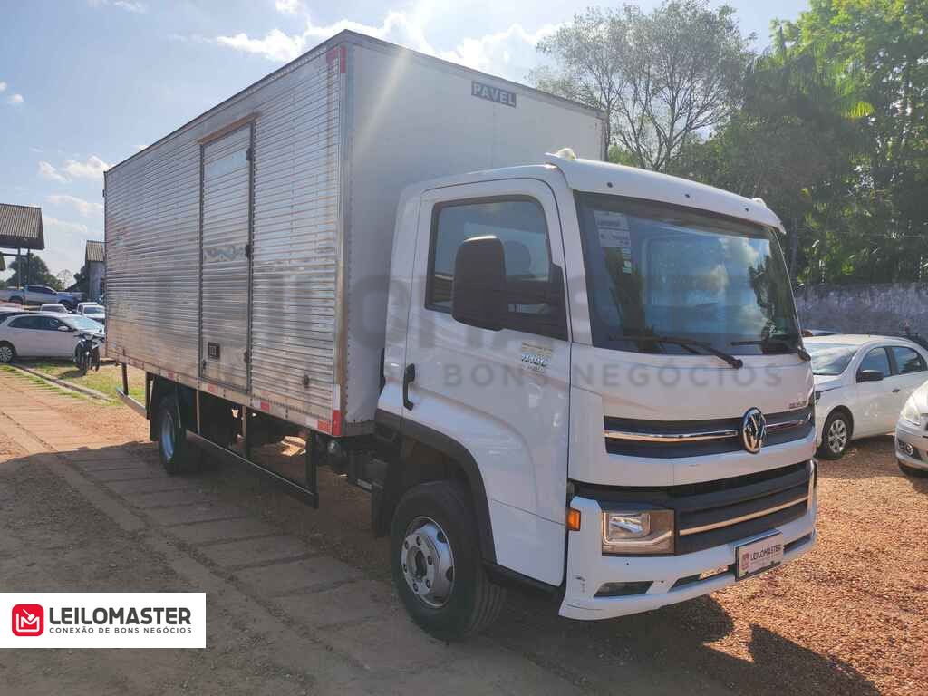 VOLKSWAGEN 11.180 DRC 4X2 2021 