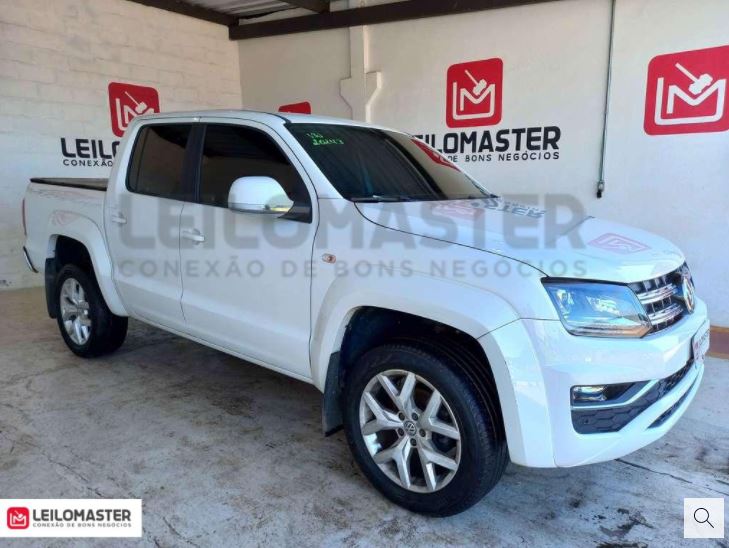 VOLKSWAGEN AMAROK HIGHLINE 19/19